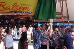 Rektor UI Resmikan Kantin Balsem Next Level di Area Kampus FISIP