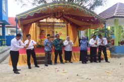 Bupati Kobar Buka Pameran Sejuta Buku di Dinas Perpustakaan