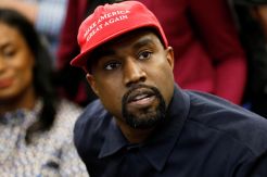 Tak Tahan Puasa Medsos, Kanye West Kembali ke Twitter