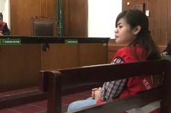 Simpan Sepotong Inex, Pemandu Lagu Cantik Terancam 12 Tahun Penjara