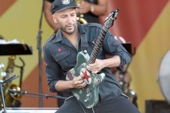 Gitaris RATM Bersuara...