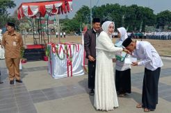 Bupati Grobogan Ajak Santri Milenial Pelopori Cerdas Bermedsos