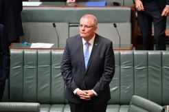 Australia Minta Maaf...