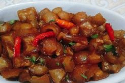 Makan Siang Tak Harus Mahal, Buat Saja Kikil Kuah Kecap