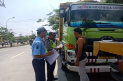 Belasan Truk Terjaring Razia Wastib di Salatiga