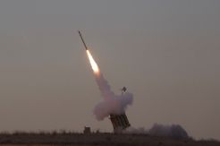 Sistem Rudal Iron Dome Israel Gagal Halau Roket Gaza