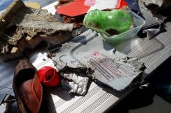 6 Kantung Berisi Serpihan Pesawat dan Potongan Tubuh Tiba di RS Polri