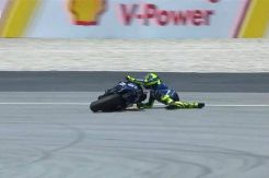 Belum Duel Sudah Jatuh, Marquez Kecewa dengan Rossi