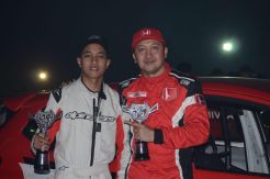 Podium Spesial Ayah-Anak,...