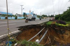 Digerus Longsor Jalan di Simalungun dan 3 Daerah Terancam Putus