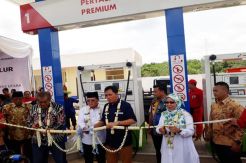 Giliran Masyarakat Nibung Nikmati BBM Satu Harga