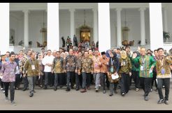 Kagumi Buya Syafii Maarif,...