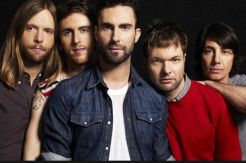 Adam Levine Berharap Maroon 5 Tampil di Super Bowl 2019
