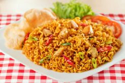 Yuk, Coba Sensasi Makanan Sego Mawut Magelangan