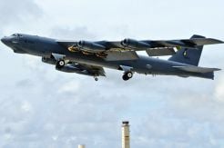 Dua Bomber AS Terbang Dekat Pulau Sengketa di Laut China Selatan