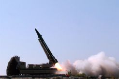 Komandan Iran Ancam Hujani Pangkalan dan Kapal Induk AS dengan Rudal