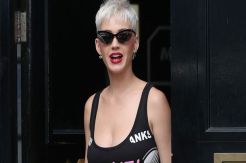 Katy Perry Diinginkan Gantikan Victoria Beckham di Spice Girls