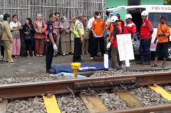 Seberangi Rel, Warga Gamping Tewas Tertabrak KA Joglosemarkerto