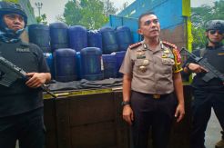Polisi Sita Ribuan Liter...