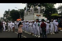 Puluhan Laskar FPI Kawal Pemeriksaan Habib Bahar bin Smith