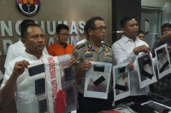 6 Mantan Pacar Disuruh...