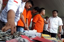 Karyawan Koperasi Disekap Rekannya di Kantor, Kaki Dirantai ke Jendela