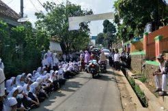 Ahli Waris Segel SMPN 1 Mancak Serang, Aktivitas Belajar Terganggu