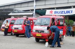 Suzuki Berikan Servis Gratis untuk 500 Angkot di Jakarta