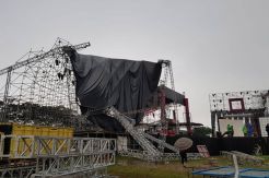 Diterjang Angin Kencang, Panggung untuk Konser K-Pop di Tangsel Roboh