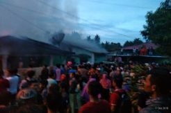 Diduga Korsleting Listrik, Dua Rumah di Jambi Ludes Terbakar