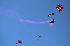 Fly Pass Heli TNI AD hingga Terjun Payung Meriahkan HJK di Ambarawa