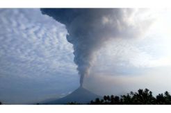 Gunung Soputan Masih Terus Semburkan Abu Letusan hingga 7.500 Meter