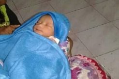 Bayi Dibungkus Kain Dibuang di Teras Rumah Warga