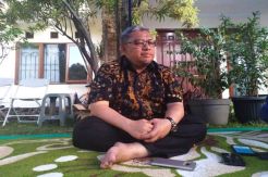 Surat KPK Dinilai Salah Alamat, Aher Bantah Mangkir