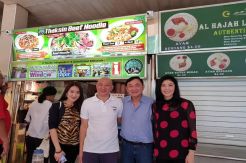 Thaksin dan Yingluck Muncul di Warung Thaksin di Singapura