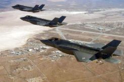 Pentagon: Selama Ada Tentara AS, Serangan Udara di Suriah Jalan Terus