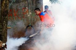 Cegah Merebaknya DBD, Caleg Perindo Lakukan Fogging di Tambun