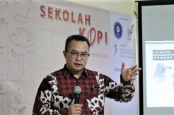 Profesi Industri Kreatif...