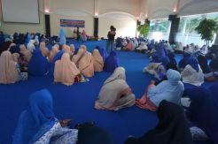 Peringati Hari Ibu, Ratusan Ibu-ibu Pengajian Lomba Merangkai Tasbih