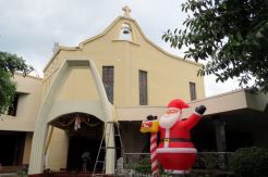 Pemuda Muslim Bantu Polisi Amankan Natal di Kupang