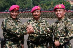 Mayjen TNI Suhartono...