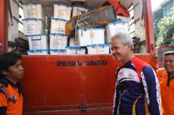 BPBD Jateng Kirim Rp492 Juta ke Korban Tsunami Selat Sunda