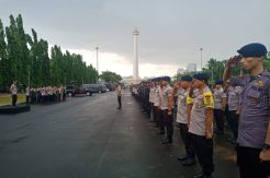 Diguyur Hujan, Kapolda Metro Pimpin Apel Pasukan Pengamanan Tahun Baru