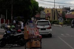 Meski Dilarang, Pedagang Kembang Api Tetap Menjamur di Pematangsiantar
