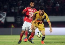 Dicoret Timnas Irak, Pemain Bali United Pensiun