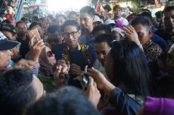 Ini Keluhan Pedagang Ayam di Pasar Segiri Samarinda ke Sandiaga Uno