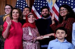 Anggota Kongres Muslim AS Serukan Pelengseran Keparat, Trump Geram