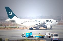 Maskapai Pakistan Perintahkan...