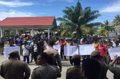 Ratusan Masyarakat Pakava Tolak Permendagri Nomor 60/2018