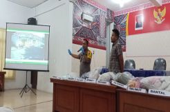 Asmara Berujung Maut,...